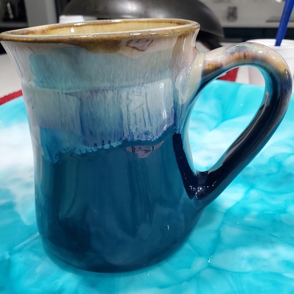 Tumbleweed Pottery North Carolina Large Blue & Tan 1980's "BITE ME" Coffee Mug - Picture 4 of 11